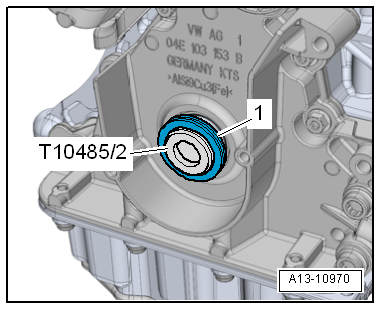 Renewing crankshaft oil seal - belt pulley end