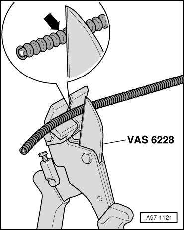 Preparing fibre optic cable