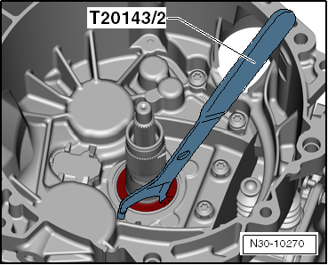 Renewing input shaft seal