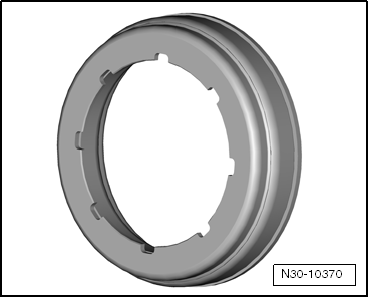 Removing and installing clutch engagement