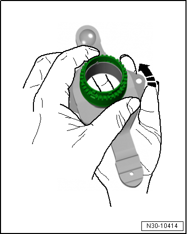 Removing and installing clutch engagement