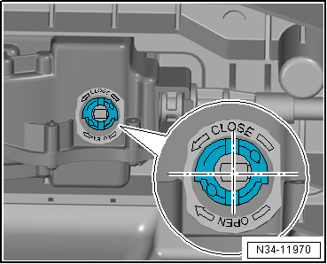 Removing and installing selector lever cable, manufacturer ZF