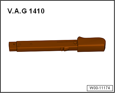 Removing and installing coolant pipes for auxiliary heater