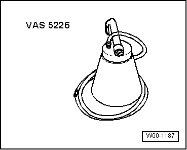 Removing and installing mechatronic unit for dual clutch gearbox -J743